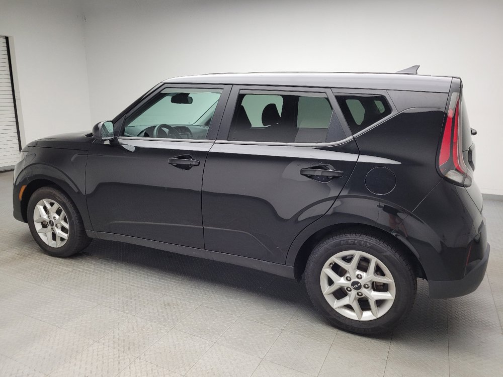 Used 2023 Kia Soul LX w/ Option Group 015 FWD image 3