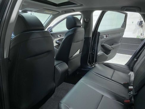 Certified 2026 Acura Integra FWD image 12