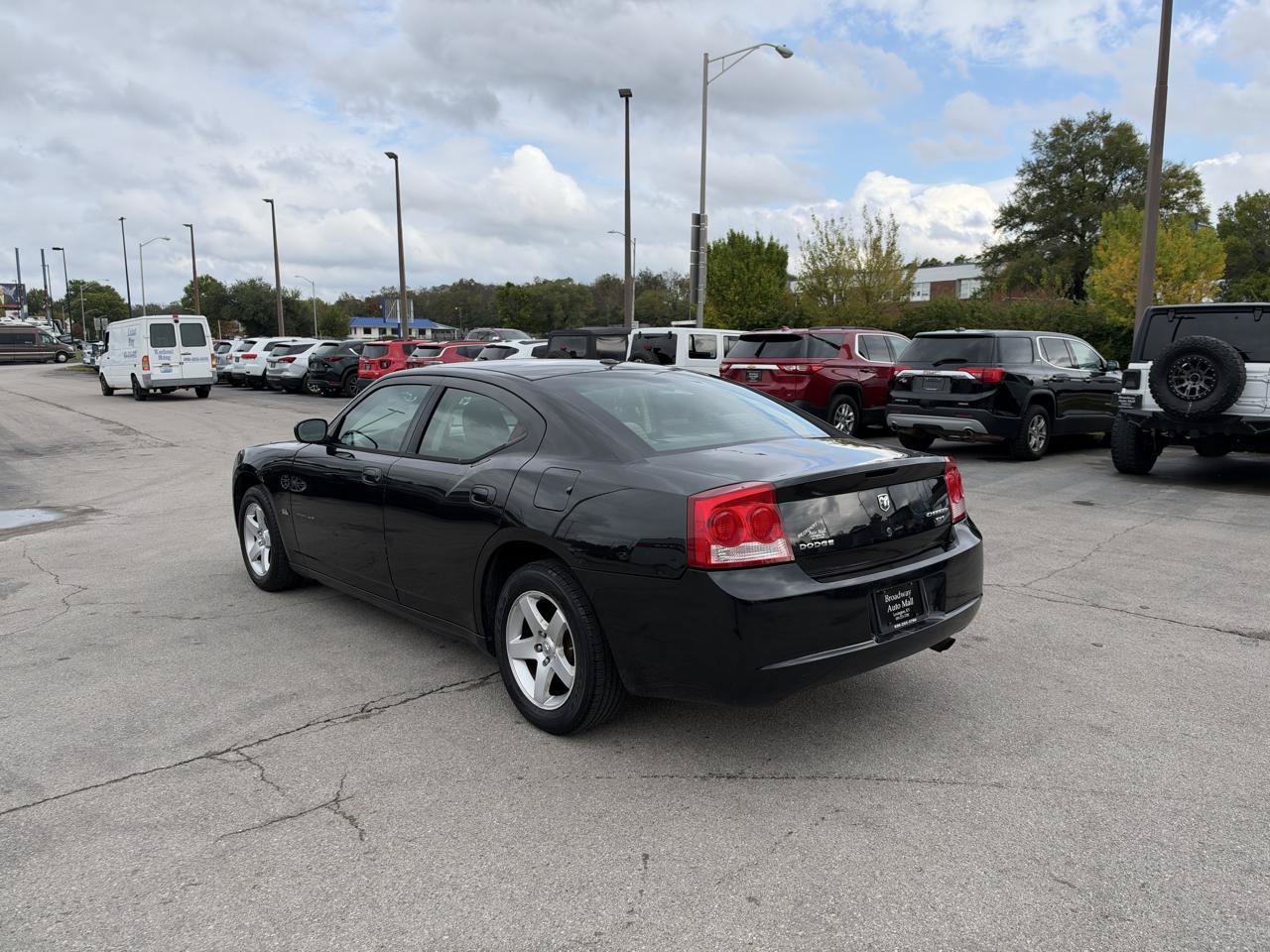 Used 2010 Dodge Charger SXT RWD image 5