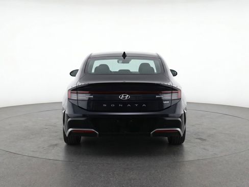 Used 2025 Hyundai Sonata SEL FWD image 6