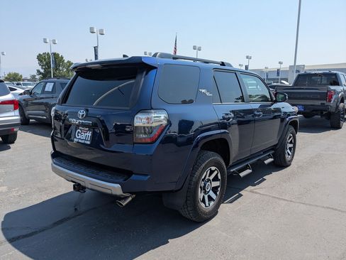 Used 2020 Toyota 4Runner TRD Off-Road Premium AWD/4WD image 3