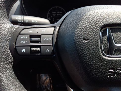Certified 2025 Honda CR-V EX image 21