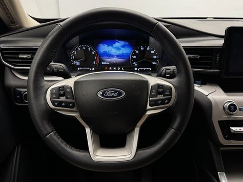 Used 2023 Ford Explorer XLT w/ Equipment Group 202A image 34