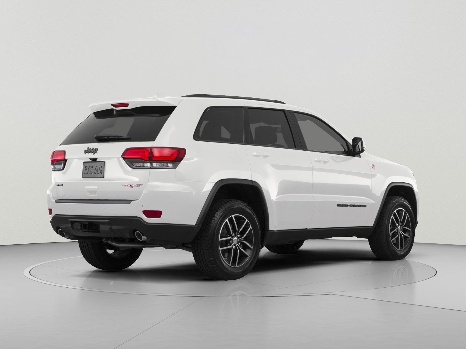 Used 2018 Jeep Grand Cherokee Summit AWD/4WD image 3