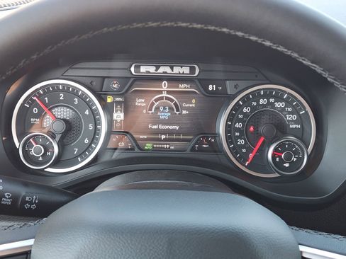 New 2026 RAM 1500 4x4 Crew Cab image 14