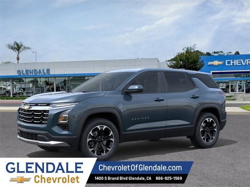 New 2026 Chevrolet Equinox LT w/ Convenience Package II image 2