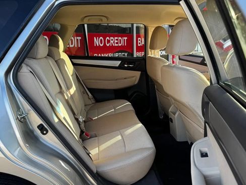 Used 2015 Subaru Outback 2.5i Premium image 18