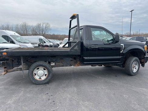 Used 2017 Ford F350 XL image 9