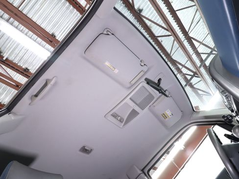 Used 2003 Honda Element EX image 48