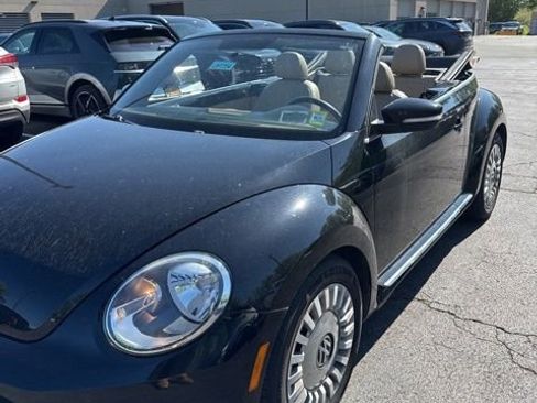 Used 2015 Volkswagen Beetle 1.8T FWD image 1