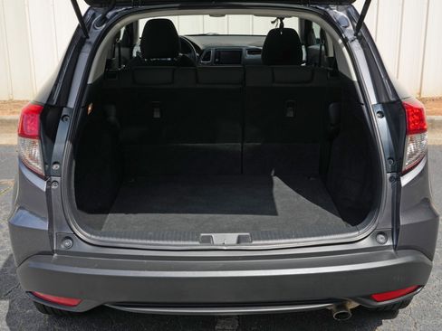 Used 2022 Honda HR-V EX image 9