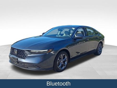 Used 2023 Honda Accord EX image 4