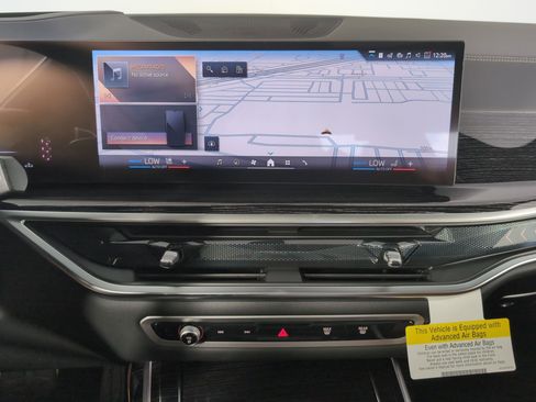 New 2026 BMW X7 xDrive40i w/ Executive Package image 24
