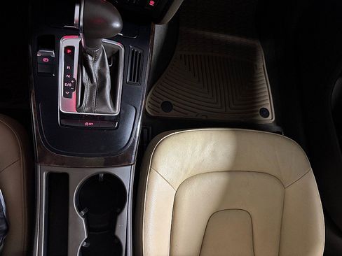 Used 2014 Audi A4 Premium w/ Lighting Package image 25