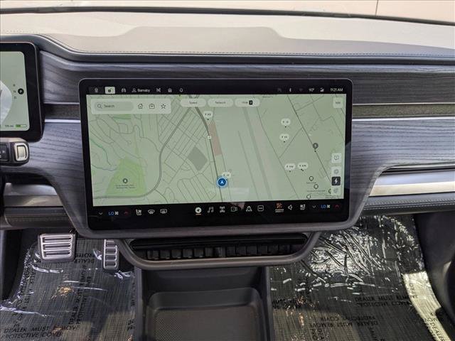 Used 2023 Rivian R1T Adventure Dual AWD/4WD image 12