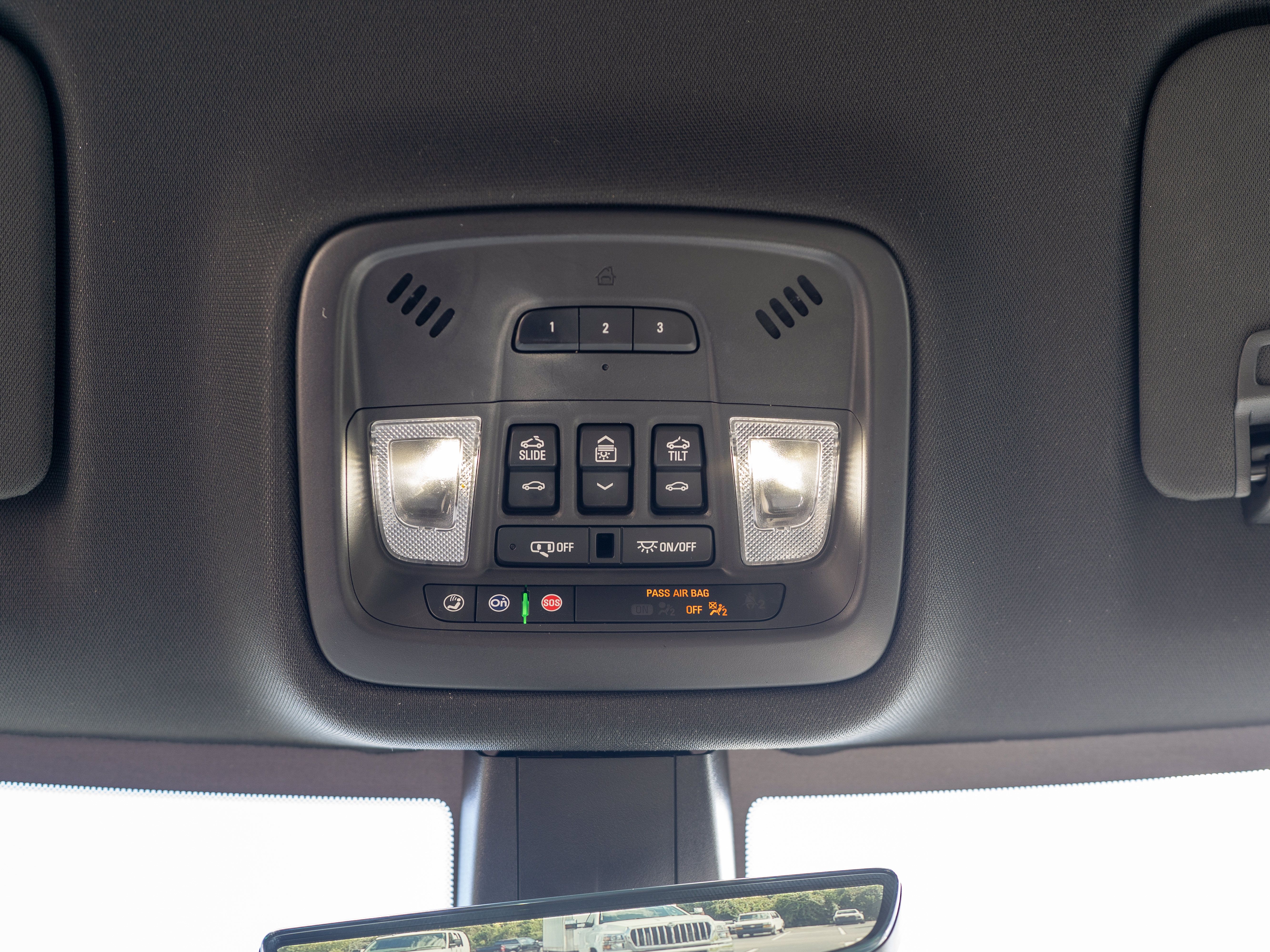 Used 2022 Chevrolet Traverse Premier w/ LPO, Floor Liner Package FWD image 25