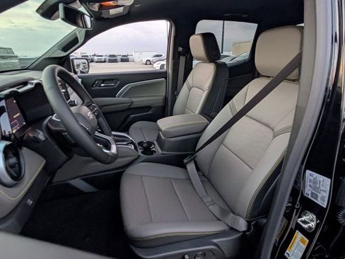 New 2026 Chevrolet Colorado ZR2 AWD/4WD image 6