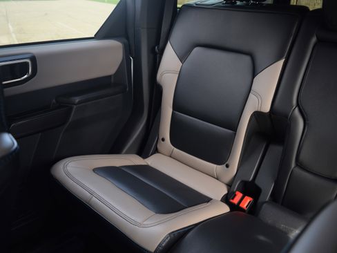 Used 2024 Ford Bronco Wildtrak image 15