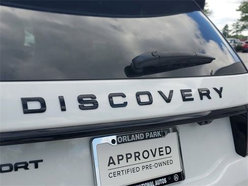 Certified 2024 Land Rover Discovery Sport Dynamic SE image 10