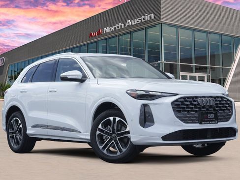 New 2025 Audi Q5 Premium image 1