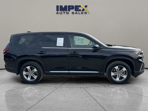 Used 2024 Honda Pilot EX-L image 6
