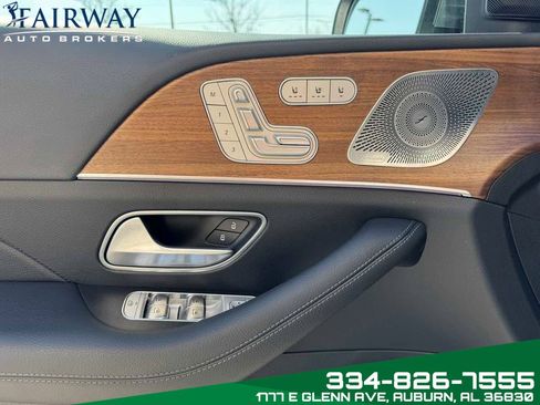 Used 2025 Mercedes-Benz GLS 450 4MATIC image 16