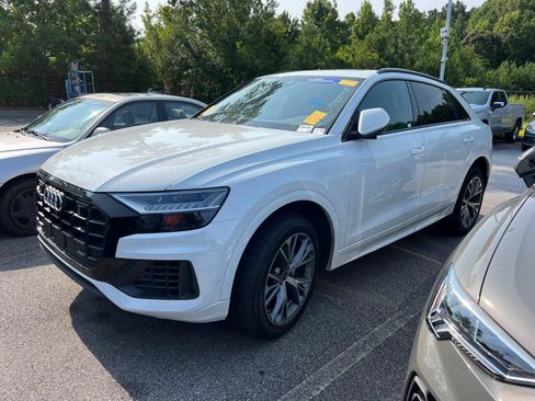 Used 2023 Audi Q8 Premium w/ Convenience Package AWD/4WD image 1