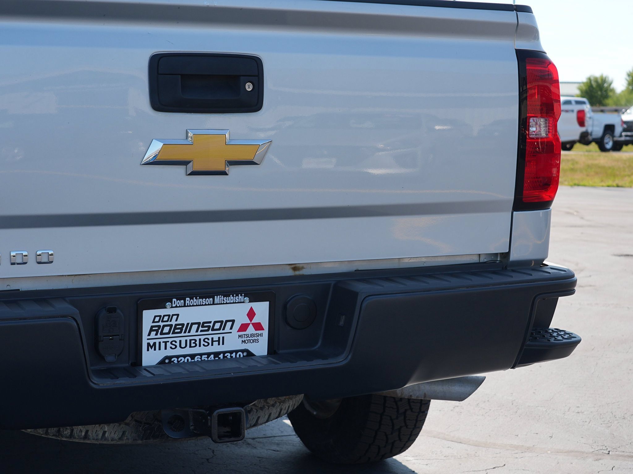 Used 2017 Chevrolet Silverado 1500 W/T w/ Trailering Package AWD/4WD image 12