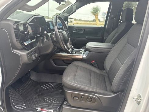 Used 2023 Chevrolet Silverado 1500 RST image 5