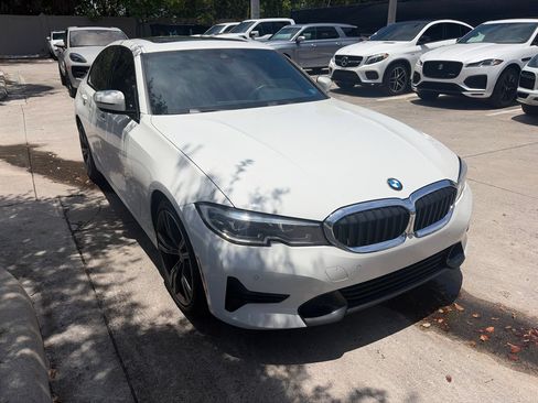 Used 2022 BMW 330i Sedan w/ Driving Assistance Package RWD image 2