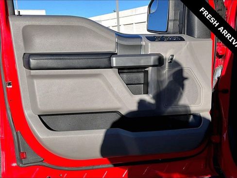 Used 2016 Ford F150 XLT w/ Equipment Group 302A Luxury image 20