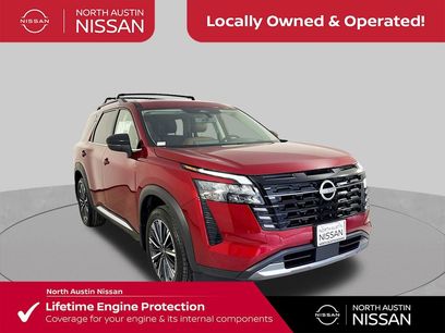 New 2026 Nissan Pathfinder Platinum w/ Cargo Package