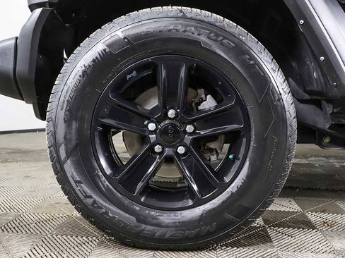 Used 2022 Jeep Wrangler Unlimited Sport image 15