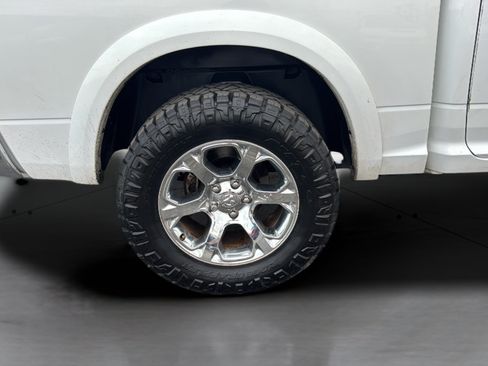 Used 2015 RAM 1500 Laramie w/ Convenience Group AWD/4WD image 35