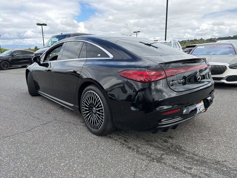 Used 2023 Mercedes-Benz EQS 580 4MATIC Sedan image 6