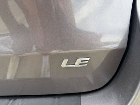Used 2020 Toyota Sienna LE FWD image 18