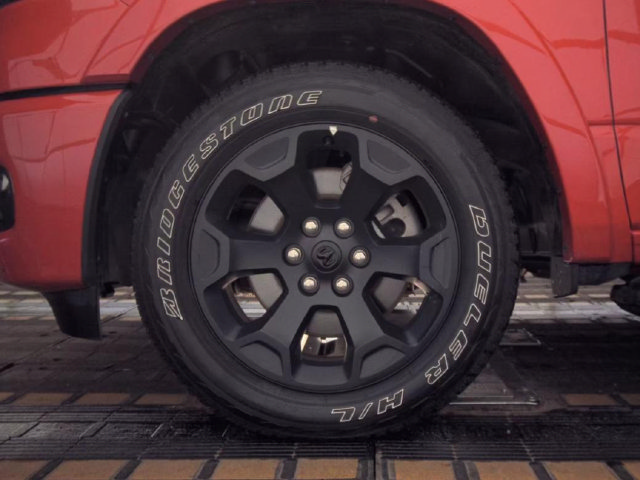 Used 2025 RAM 1500 Big Horn AWD/4WD image 9
