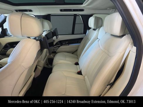 Used 2024 Land Rover Range Rover Autobiography image 17