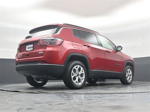 New 2026 Jeep Compass Latitude image 40