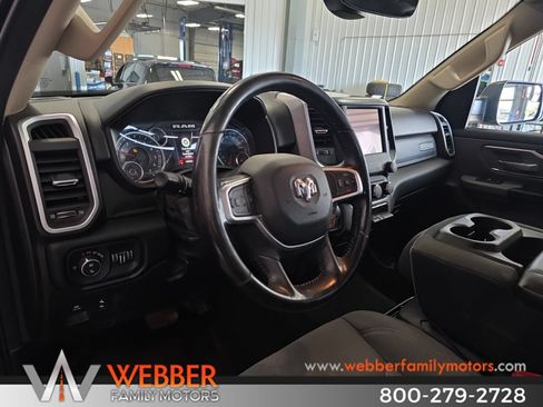 Used 2019 RAM 1500 Big Horn AWD/4WD image 9
