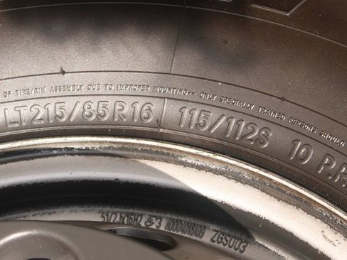 Used 2019 Mercedes-Benz Sprinter 144 Cargo image 31