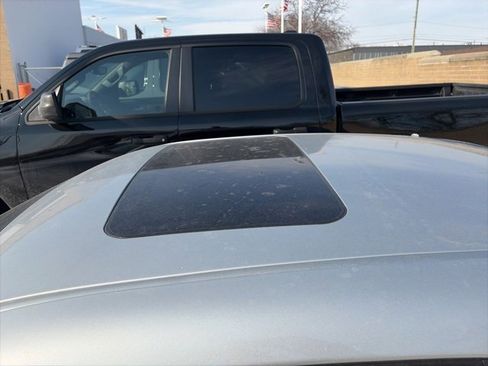 Used 2023 Dodge Challenger R/T Scat Pack image 4