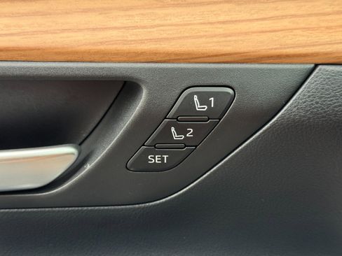 Used 2024 Toyota Grand Highlander Platinum image 17