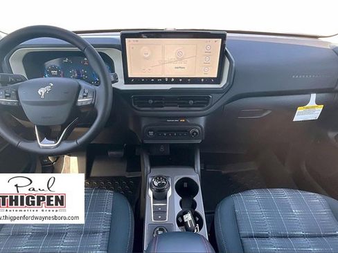 New 2025 Ford Bronco Sport Heritage w/ Convenience Package image 5