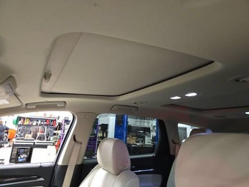 Used 2019 Buick Enclave Essence FWD image 15