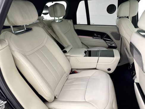 Certified 2025 Land Rover Range Rover Autobiography AWD/4WD image 28