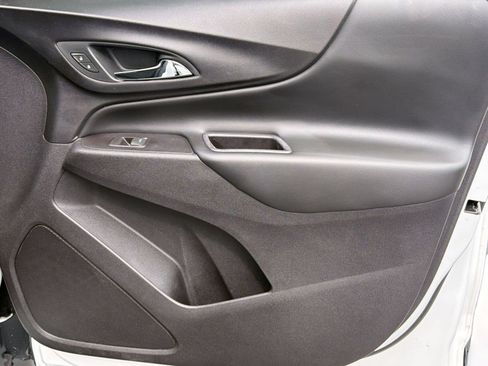 Used 2018 Chevrolet Equinox LT w/ Sun & Infotainment Package FWD image 33