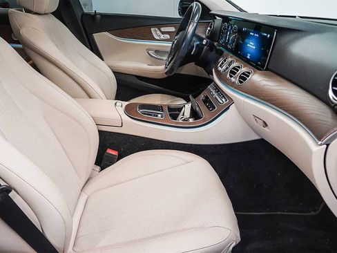 Used 2021 Mercedes-Benz E 350 Sedan image 16