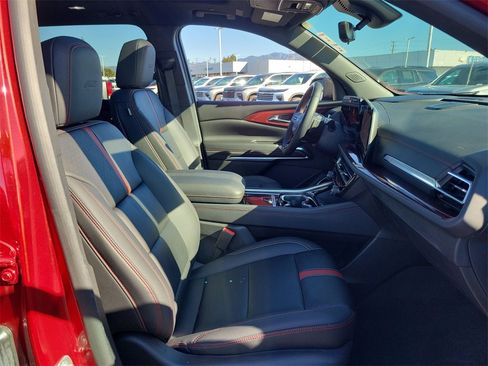 Certified 2024 Chevrolet Traverse RS w/ LPO, Floor Liner Package image 28