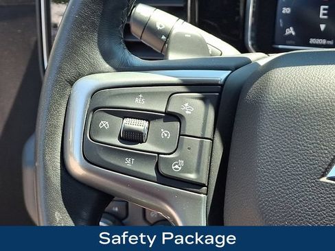 Used 2023 Chevrolet Silverado 1500 LTZ AWD/4WD image 7
